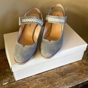 Sundance Soft Gray Suede Eden Path Shoes Size 37